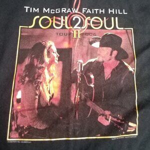 Vintage Faith Hill Tim McGraw Soul 2 Soul Tour Two 2006 T-Shirt